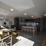 Waters Edge Luxury Apartments