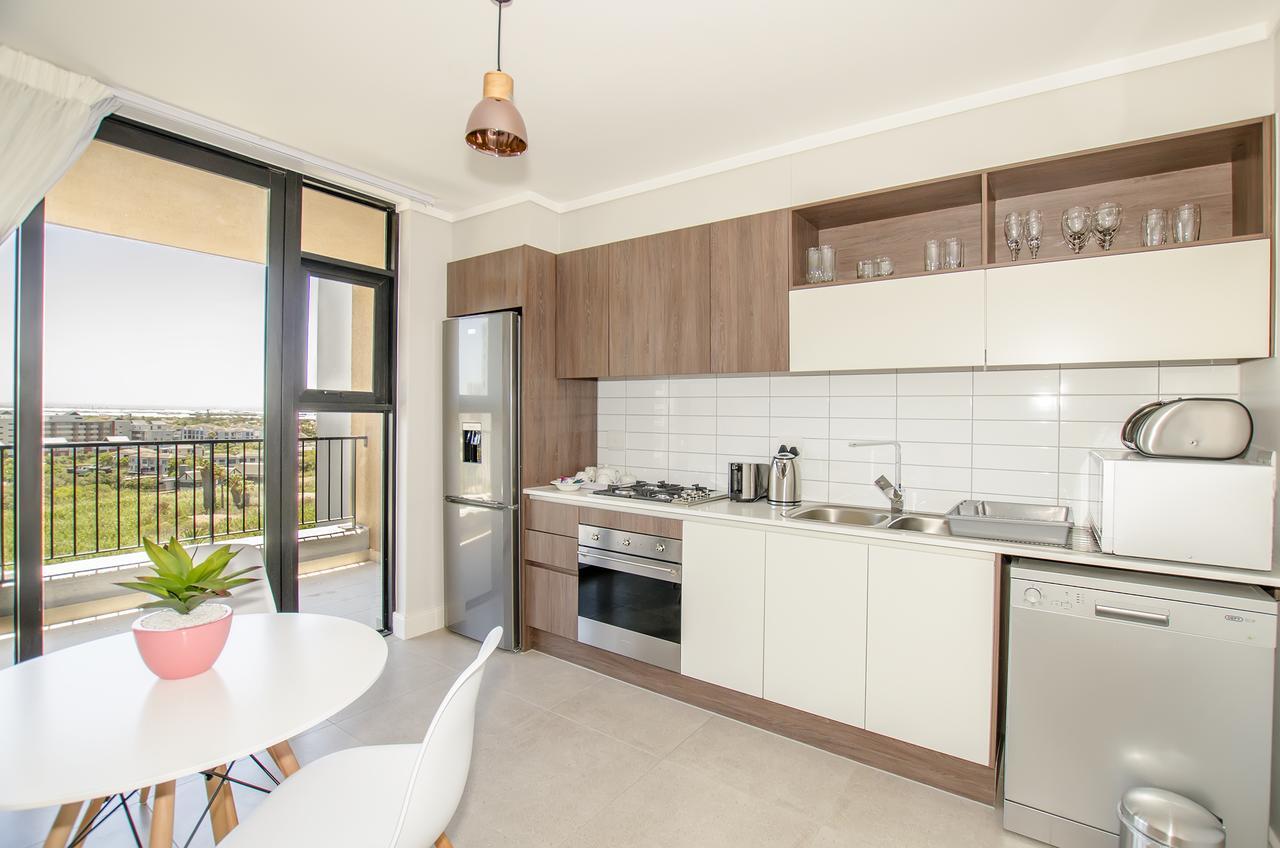Waters Edge Luxury Apartment *