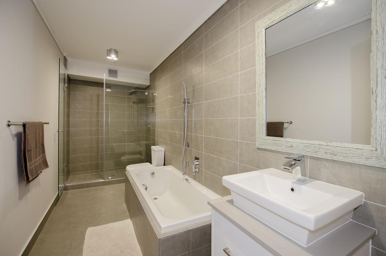 Apartment Waters Edge Luxury