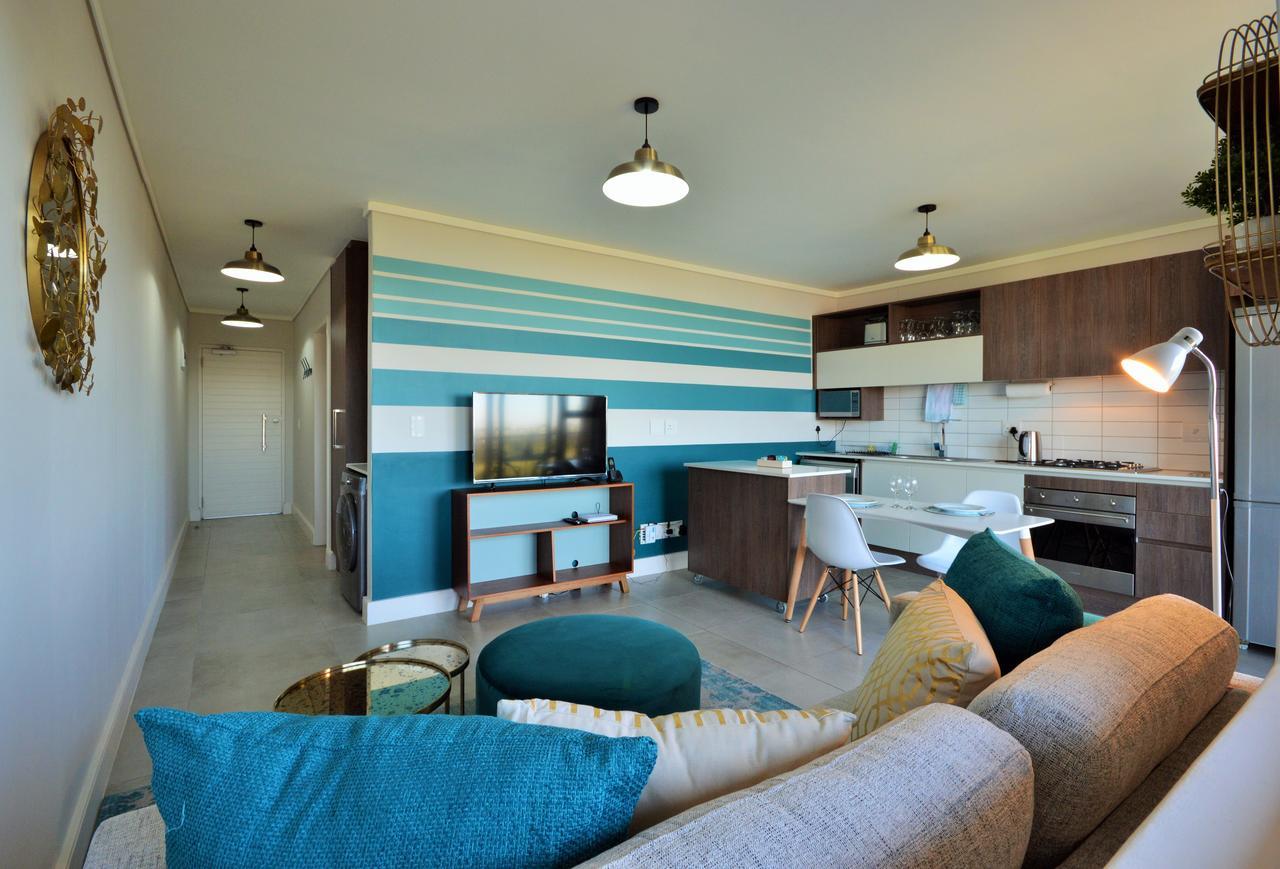 Waters Edge Luxury Apartment *