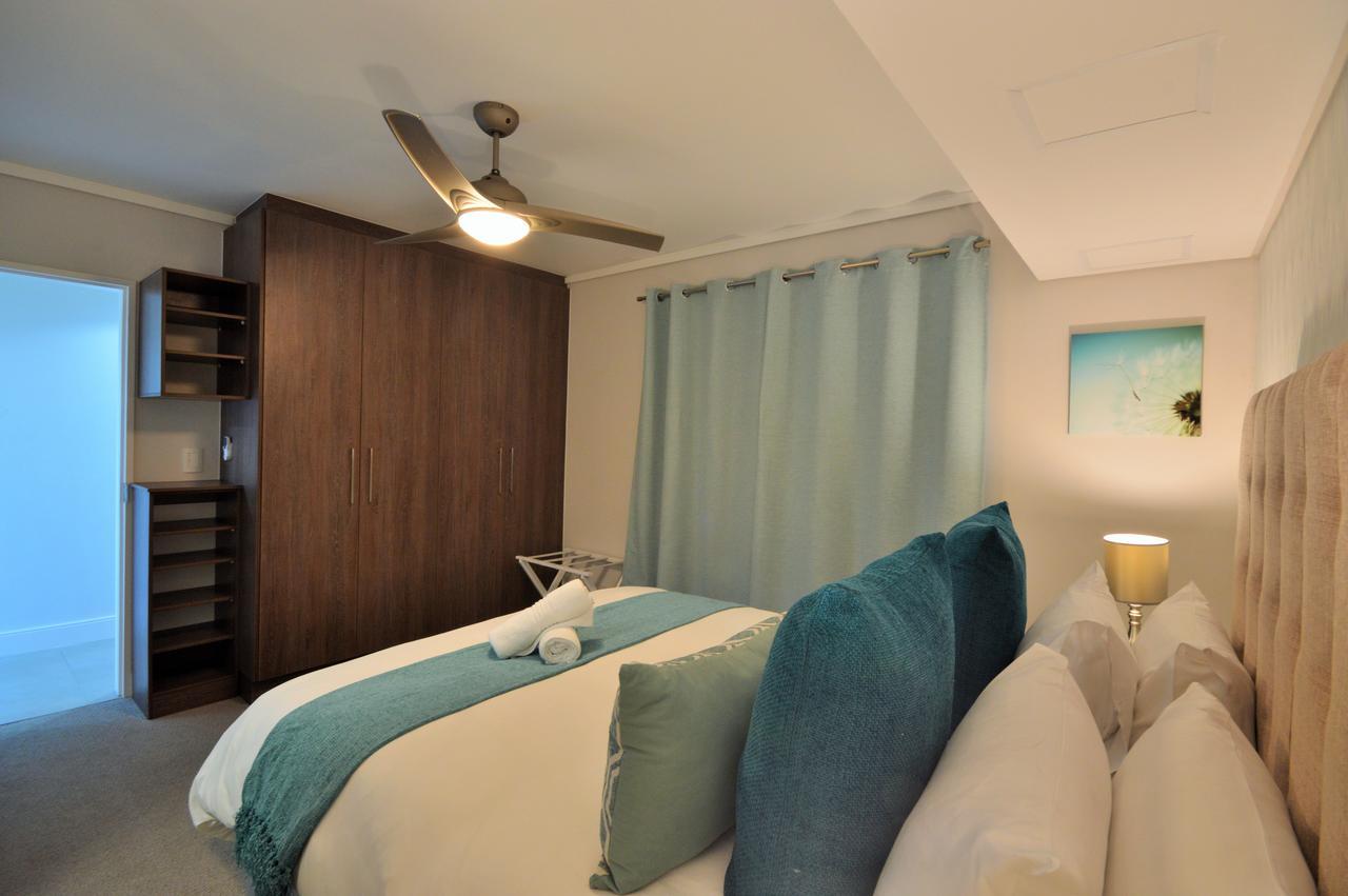 Waters Edge Luxury *