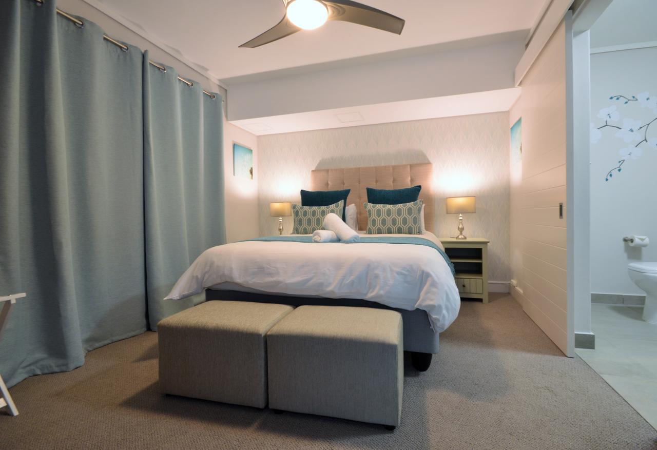 Waters Edge Luxury