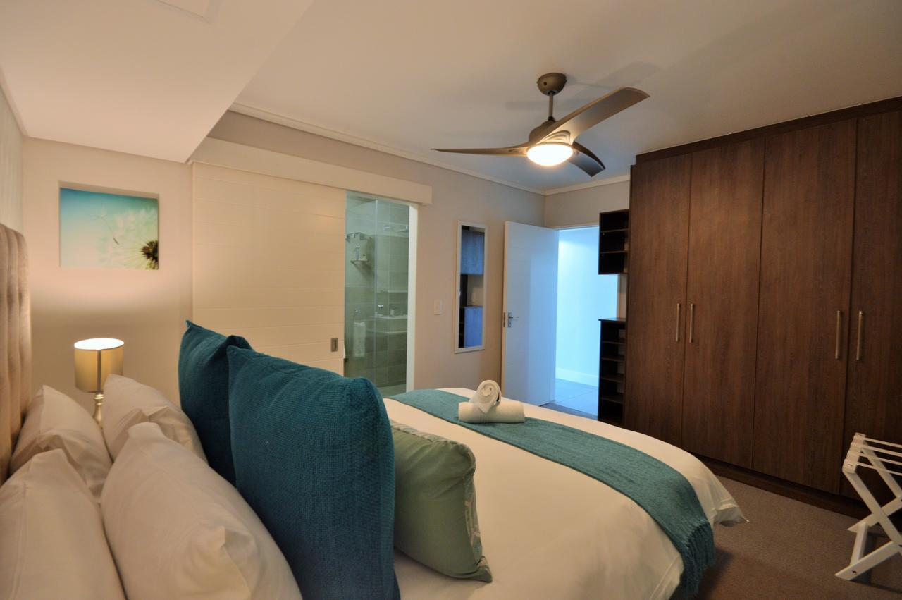 Apartment Waters Edge Luxury