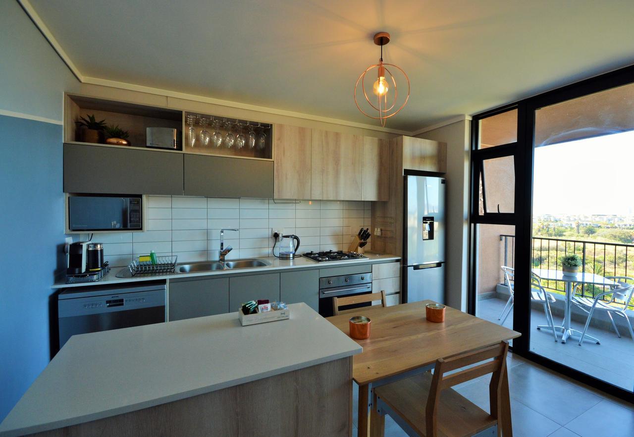 Apartment Waters Edge Luxury
