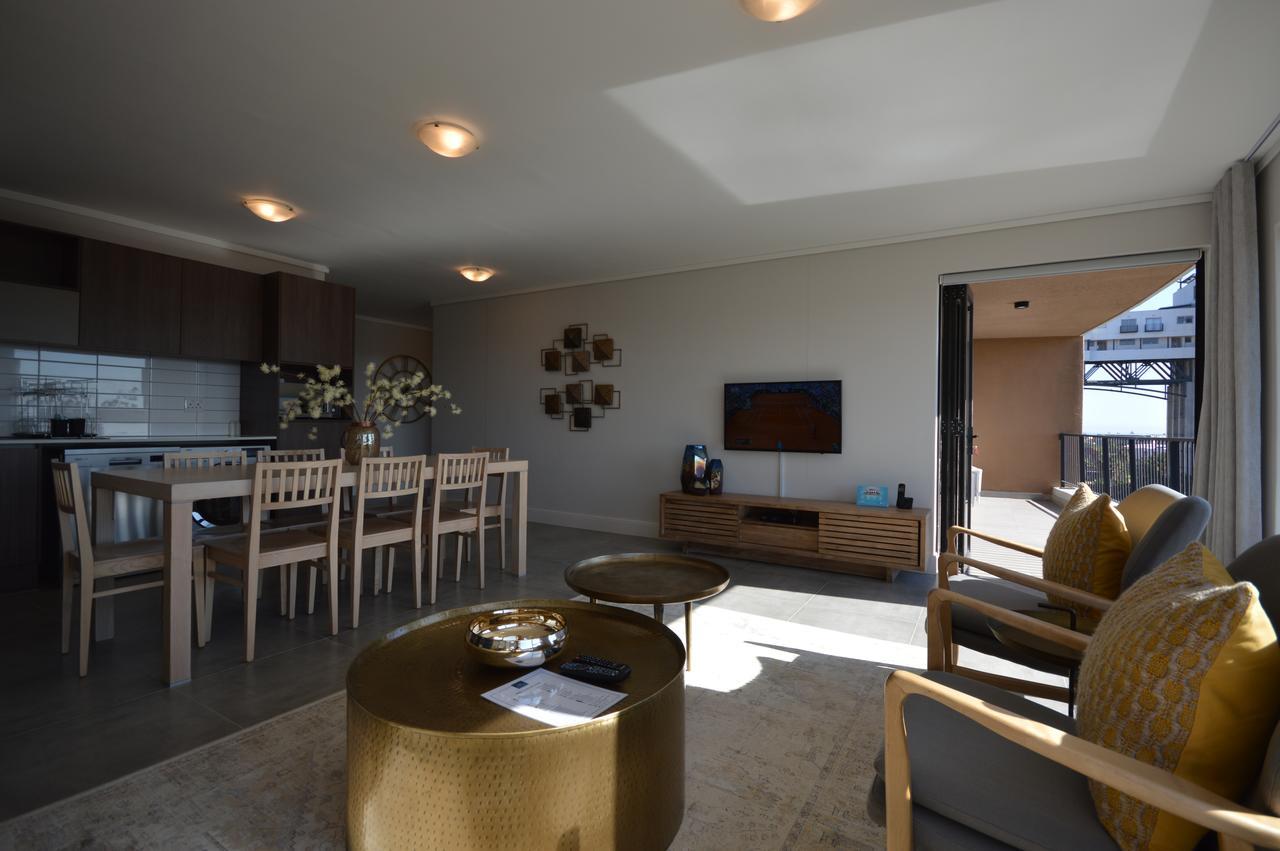 Waters Edge Luxury *