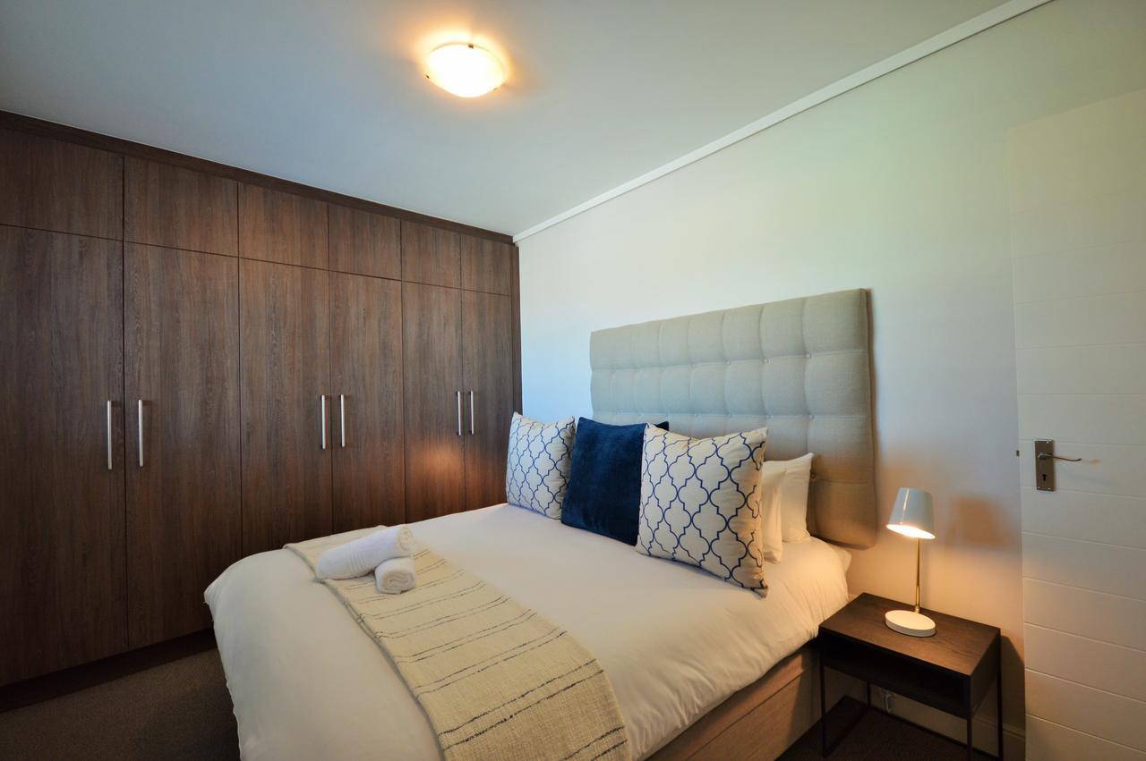 Waters Edge Luxury * Cape Town